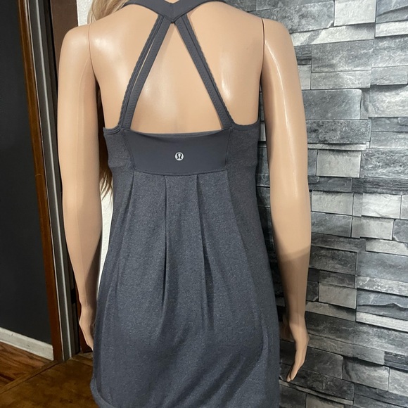 Lululemon"Power Technique Tank - Picture 6 of 16